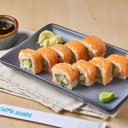 Sushi Mr. Keko – Salmón, Queso Crema, Aguacate y P