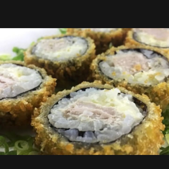 12 hot de salmão, 12 hot de atum, 12 hot de skin