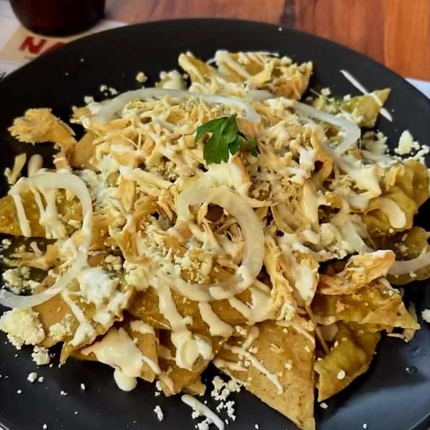 Chilaquiles con Pollo
