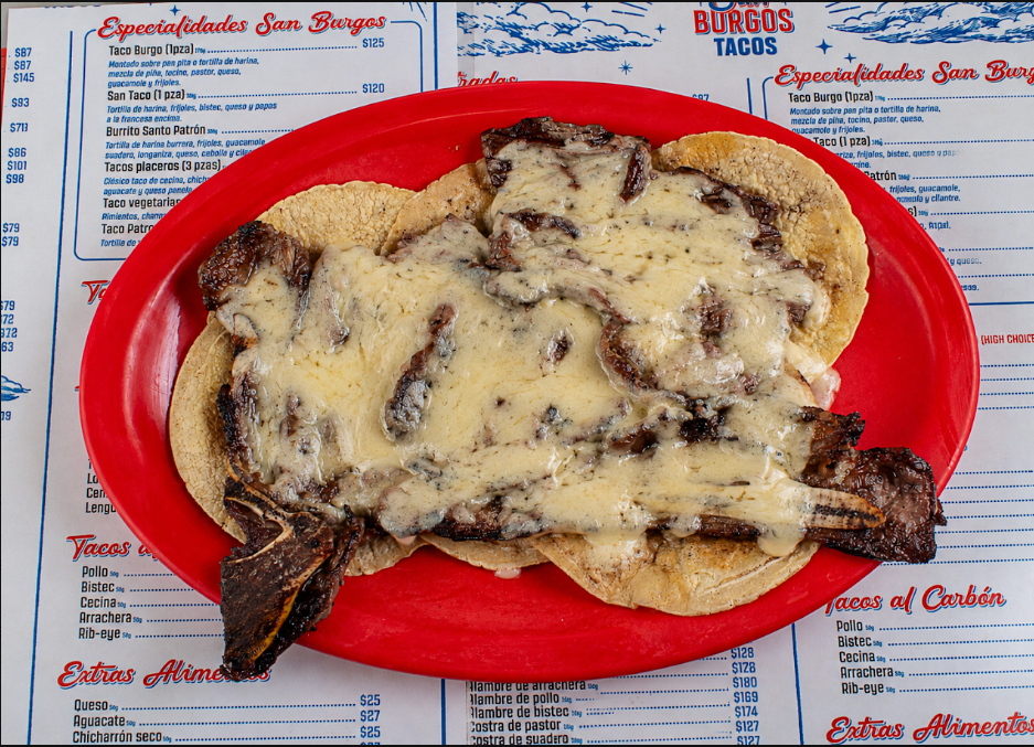 Taco de Costilla con queso