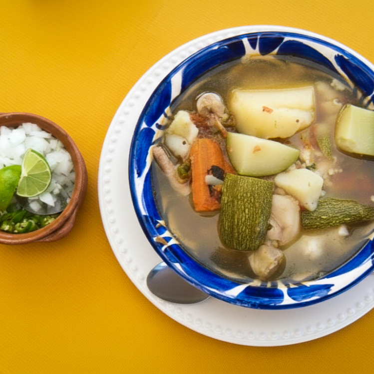 Caldo de Pollo Tlalpeño