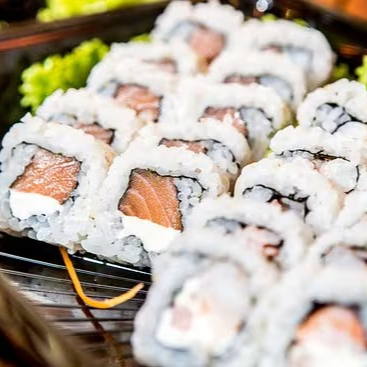 20 uramaki de kani, 20 uramaki de pasta de skin