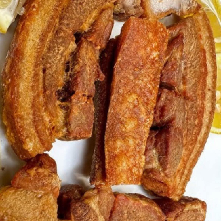 1/2 CHICHARRON