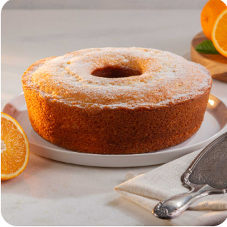 Delicioso Bolo de laranja tradicional caseiro da Vó, feito com suco na massa. Opção de cobertura: suco de laranja, polvilhado com açúcar. Imagem meramente ilustrativa.
Bolo pequeno serve até 08 fatias