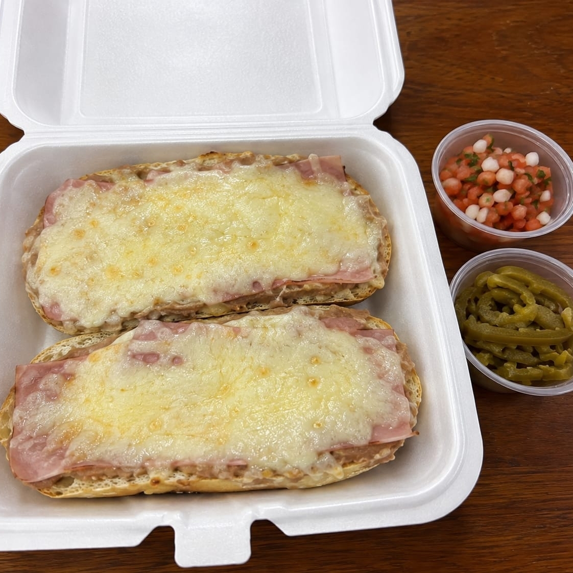 Molletes con Jamón