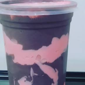 LEITE EM PÓ, LEITE LÍQUIDO, PAÇOCA, GRANOLA (BATIDO TUDO JUNTO) SE NÃO DESEJAR ALGUM ADICIONAL POR FAVOR INFORMAR NO PRIVADO