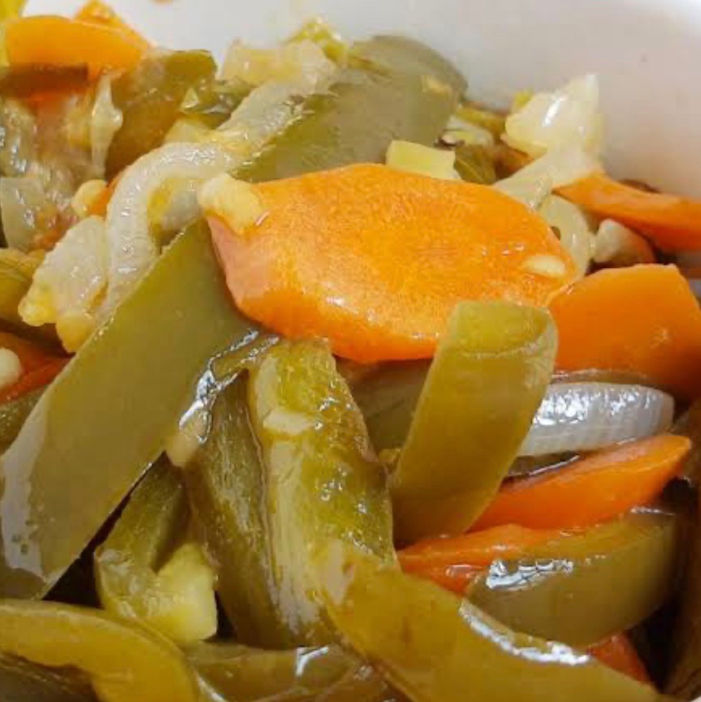 Chiles en Escabeche (16 Oz)