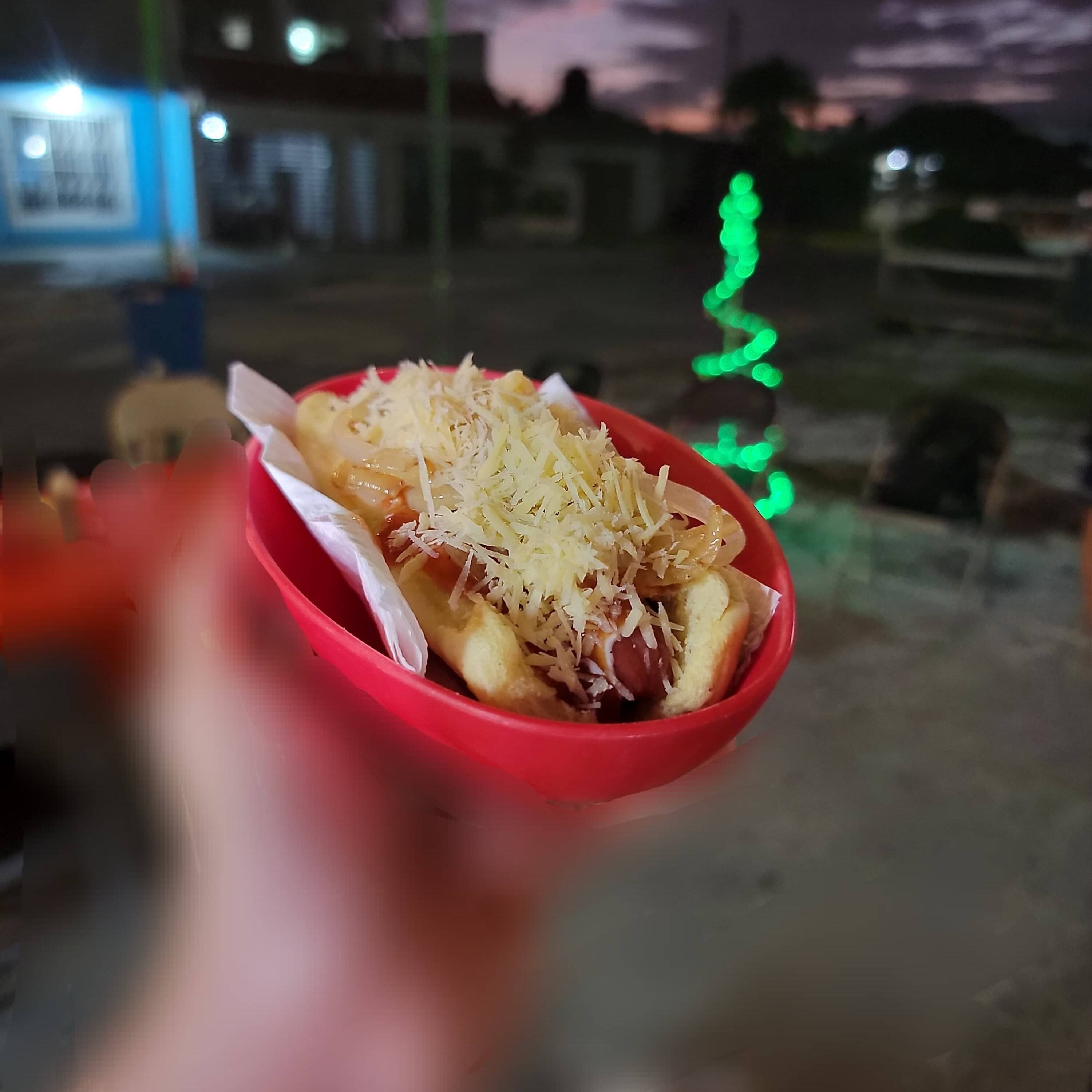 Hot Dog con Queso de Bola