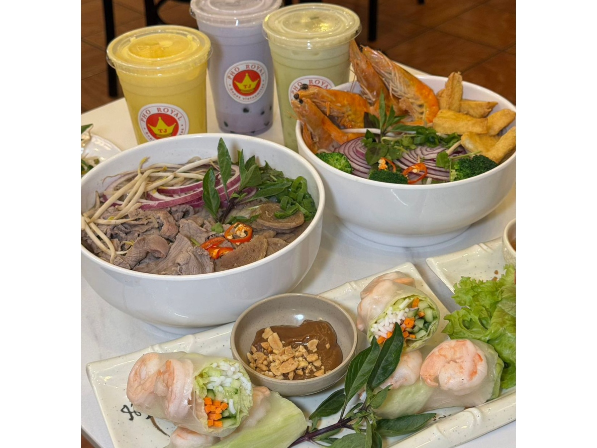 Pho Royal