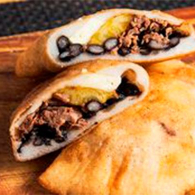 EMPANADA DE PABELLON