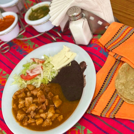 PLATILLO CON GUISADO