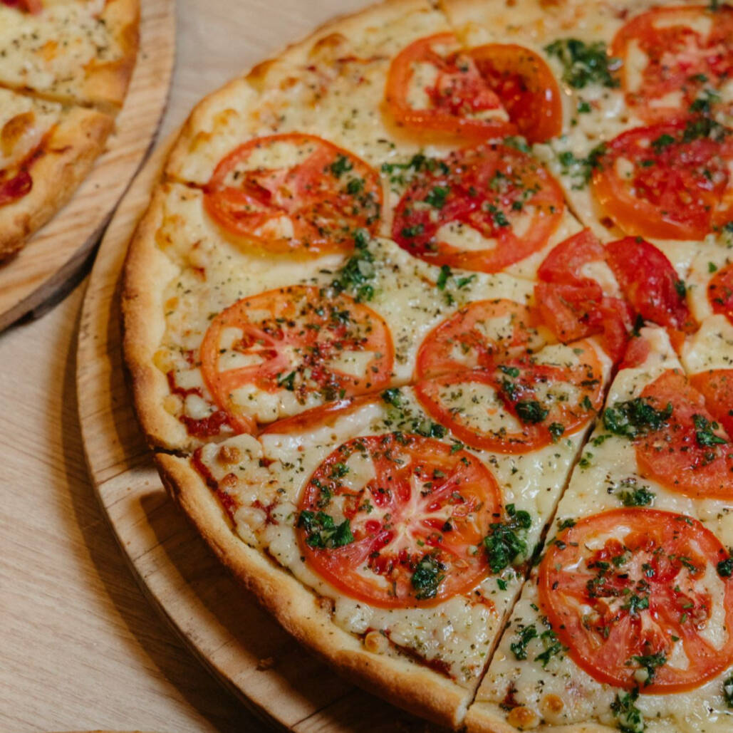 PIZZA NAPOLITANA