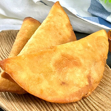 Mega Empanada de Carne.