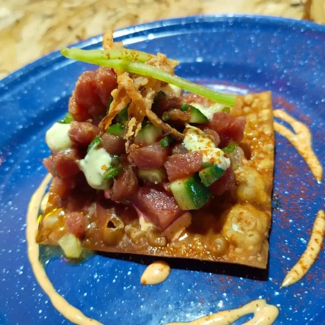 Tostadita de Atún Sunsets