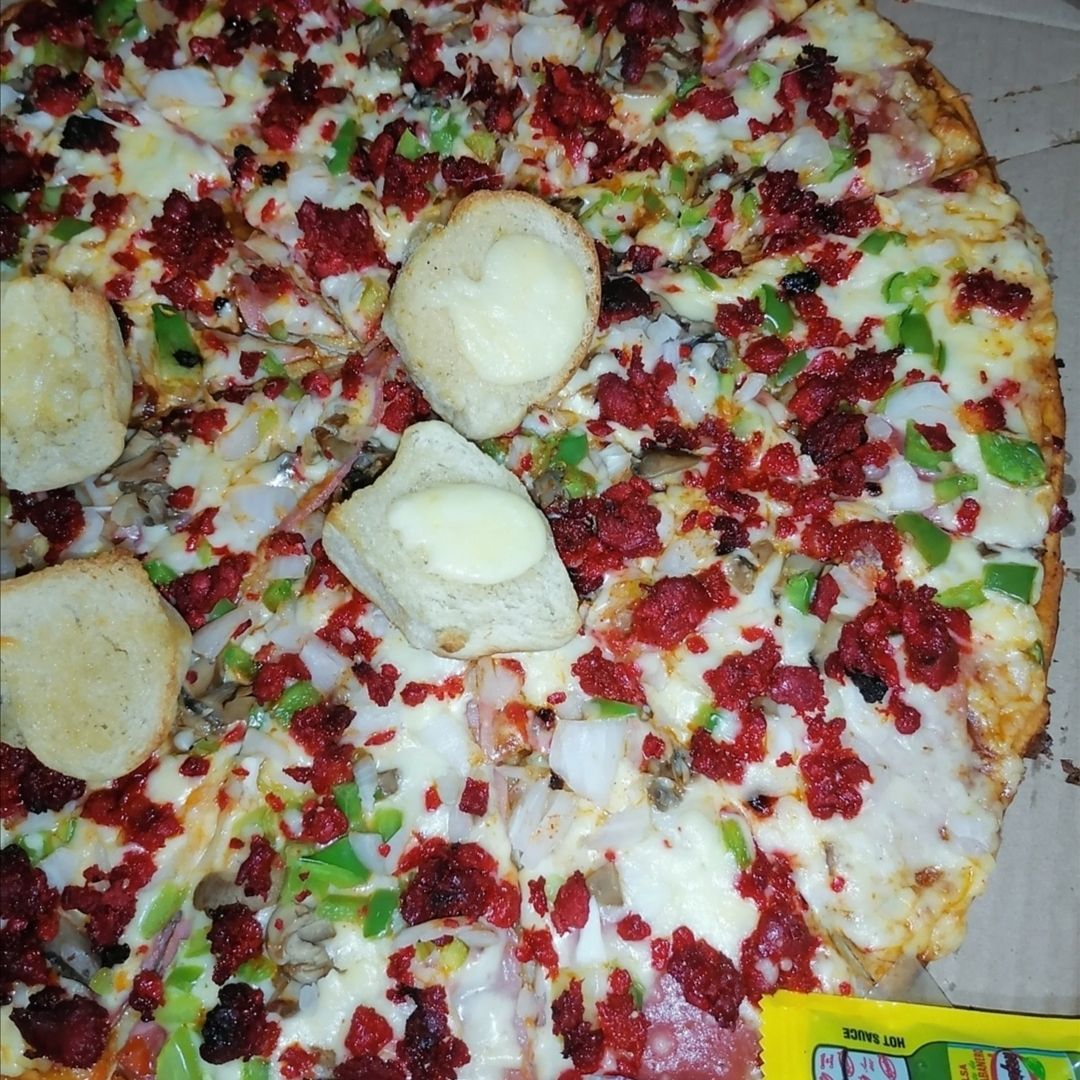 Pizza Mexicana + Pan con Ajo y Queso