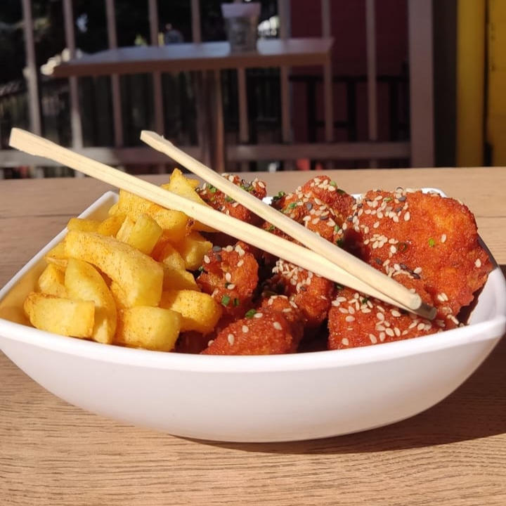 Pollo Frito Coreano / Dakgangjeong