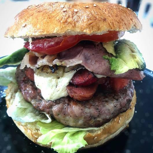 HAMBURGUESA ARRACHERA CUBANA