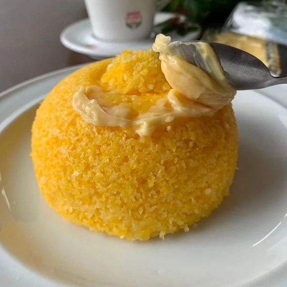 Cuscuz e Manteiga original