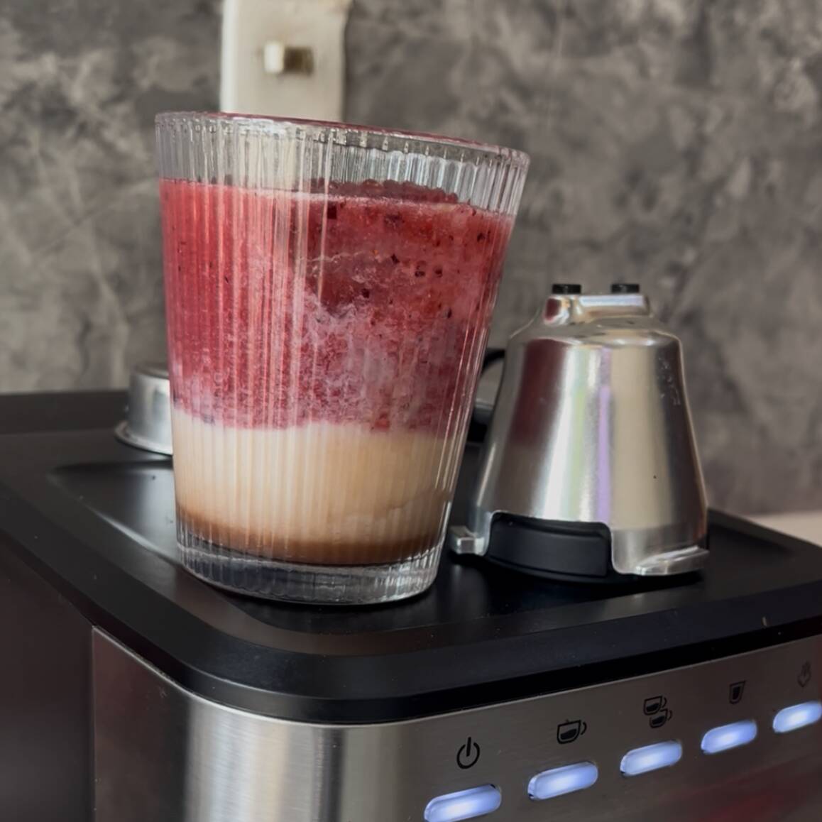 Espresso Latte Frutos Rojos