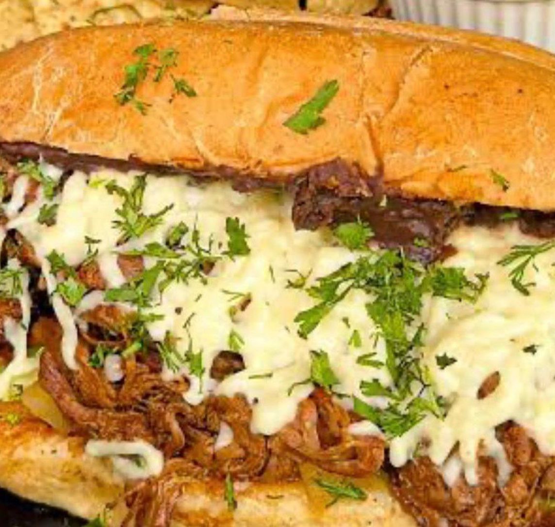 Torta de Birria