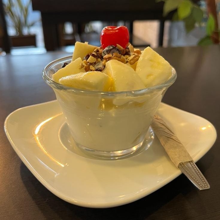 Ensalada de Manzana (7 Oz)
