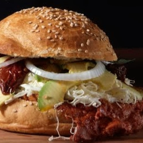Cemita de Carne Enchilada Poblana