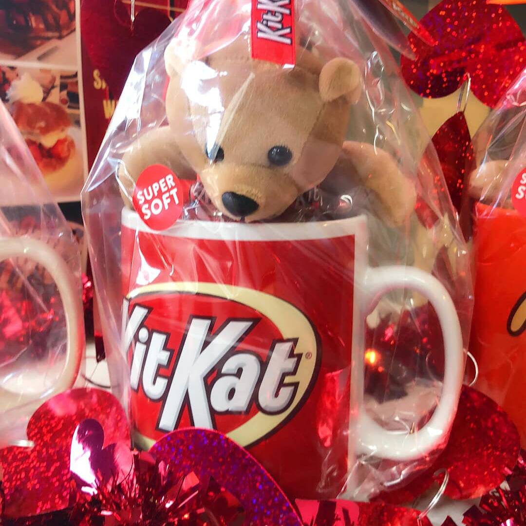 Taza kit kat