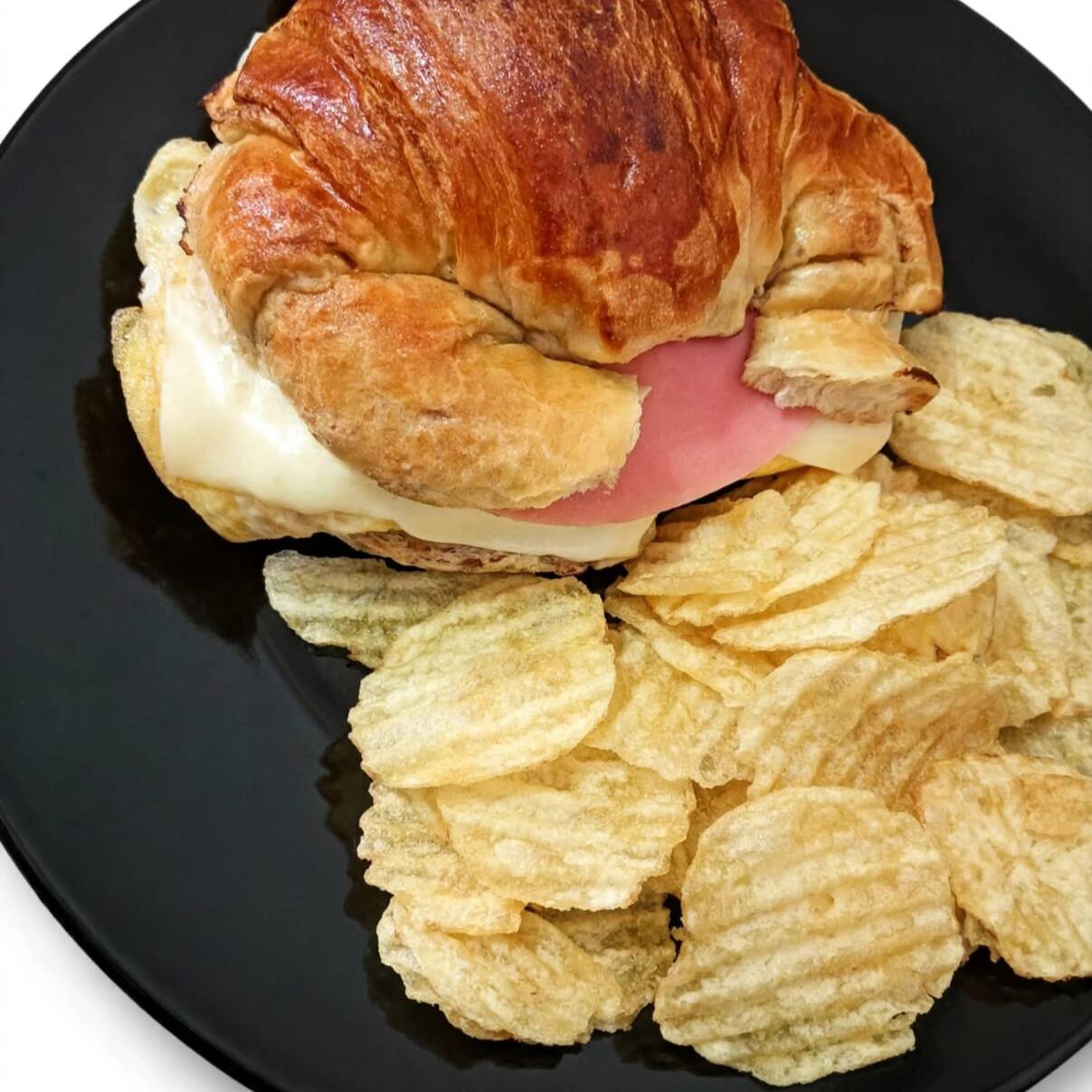 Cuernito Jamón y huevo
