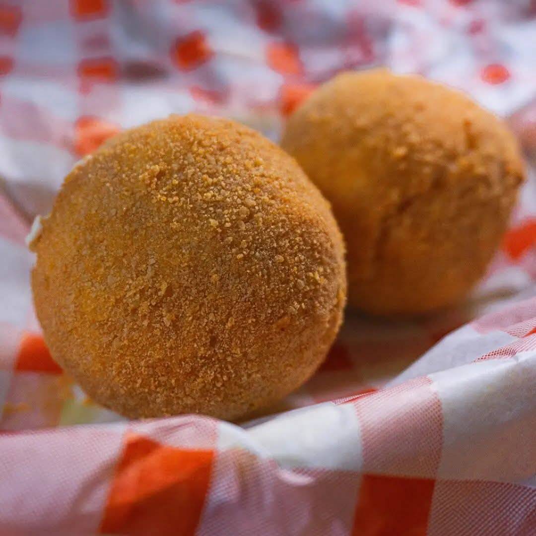 Chesse Ball