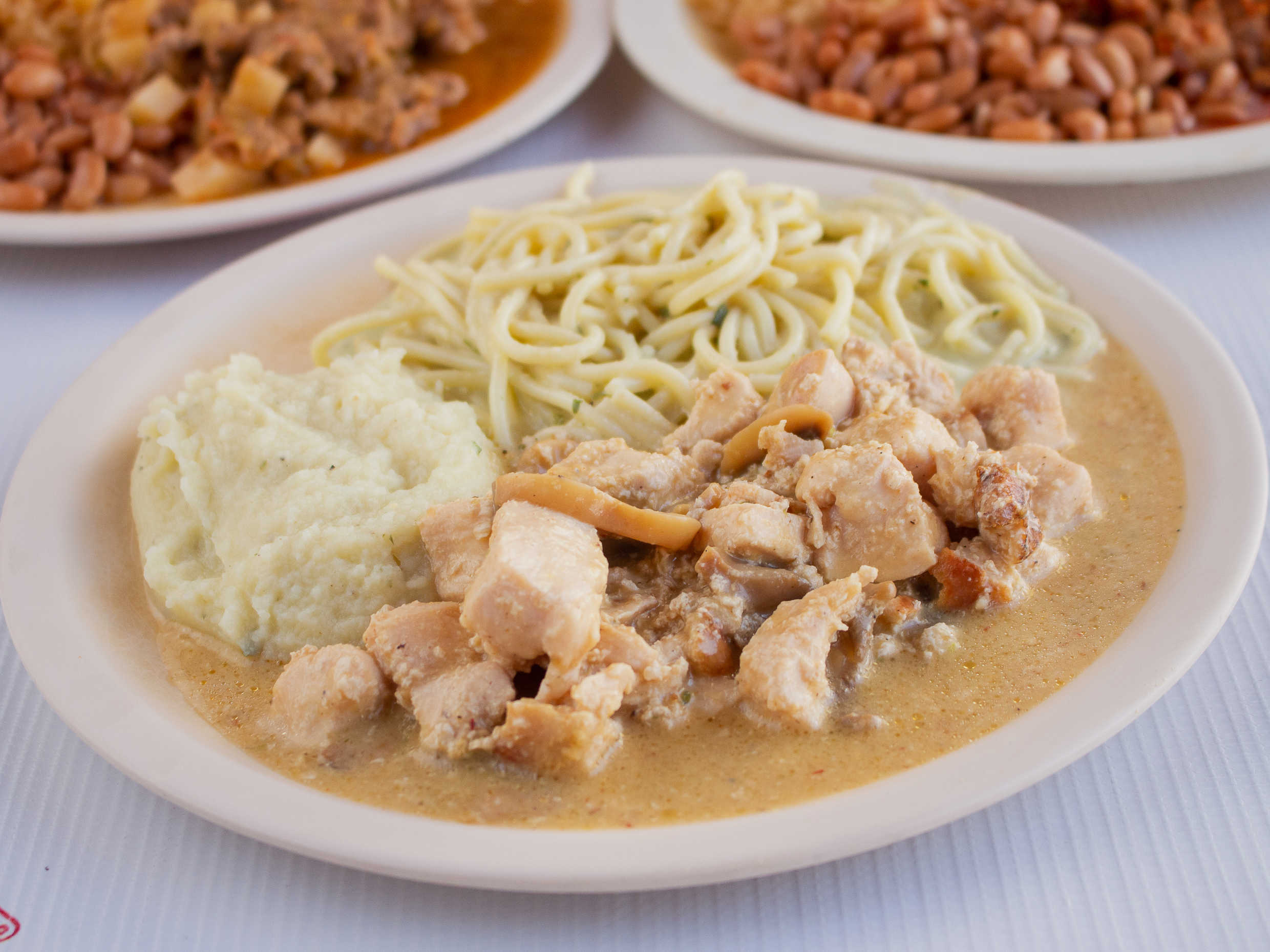 Pollo a la Reyna