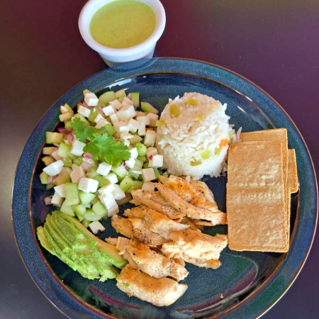Ceviche Refrescante con Pollo y Queso Panela