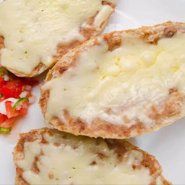 Mollete de Frijol