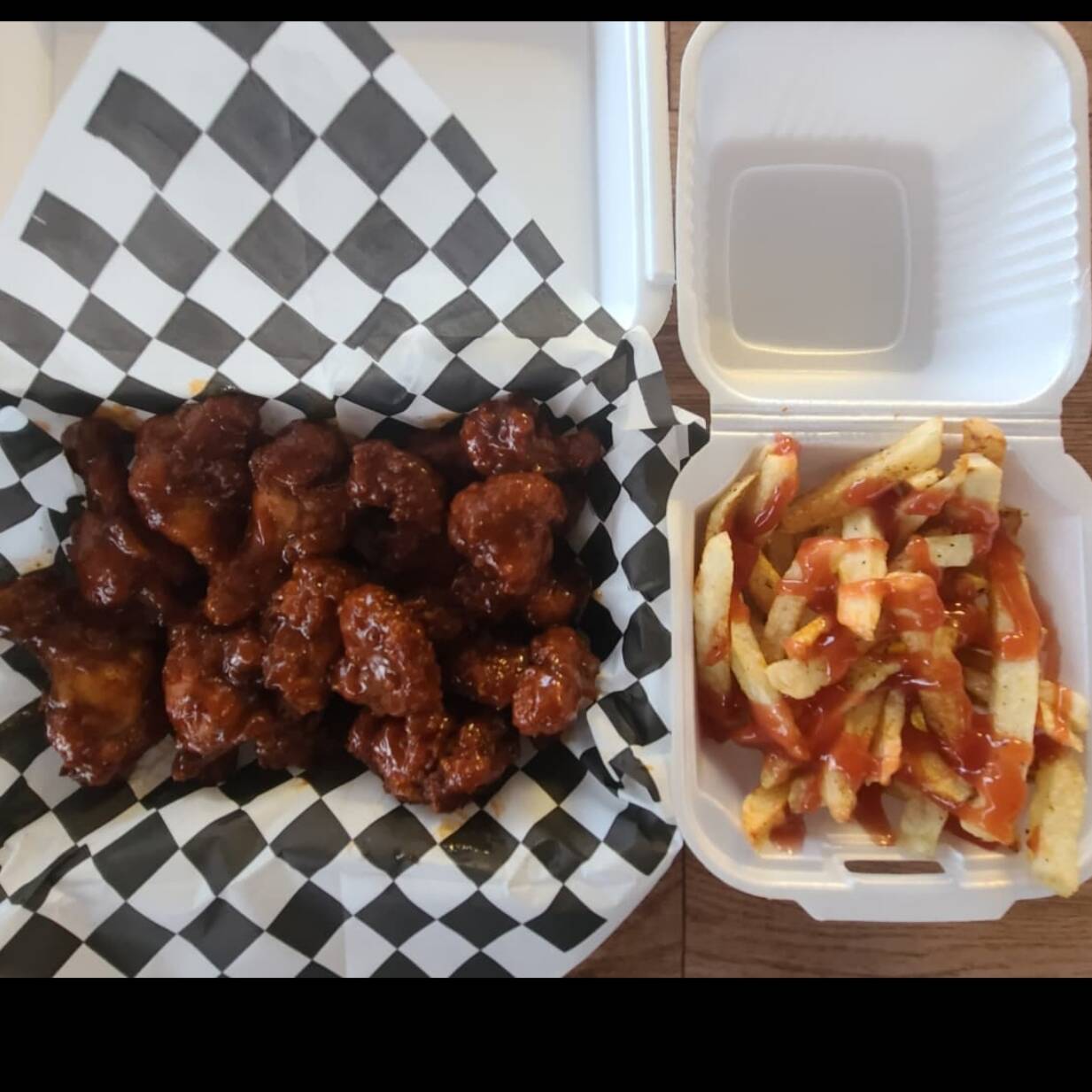 Alitas y Boneless