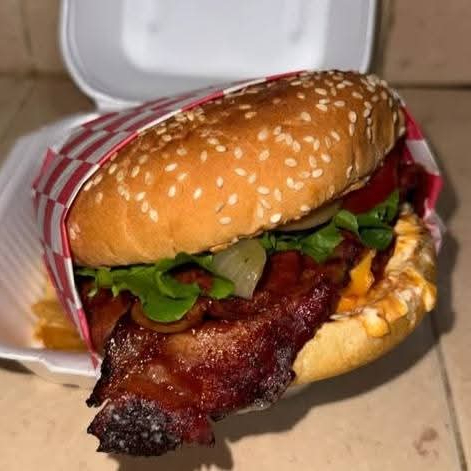 Hamburguesa con tocino