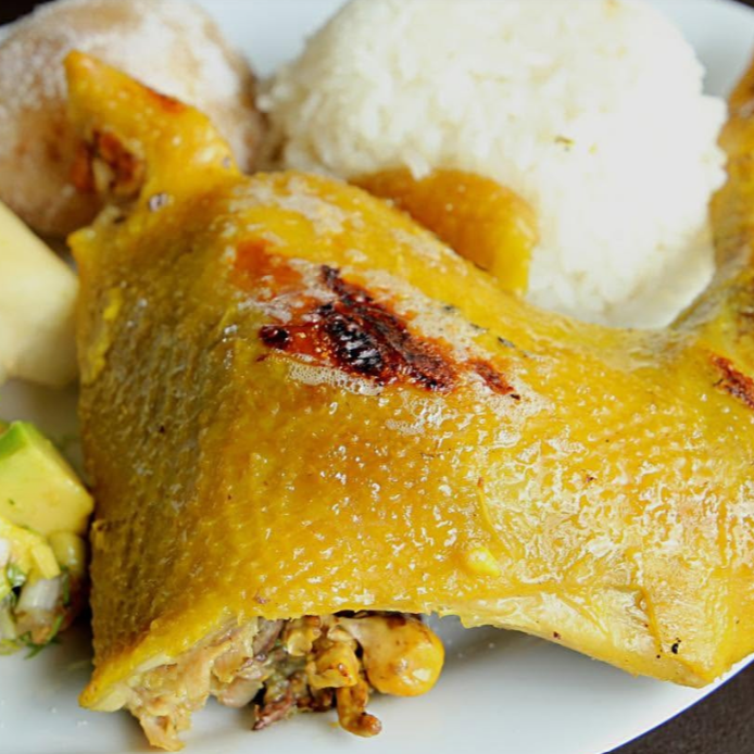 1/4 Gallina Y Acompañante