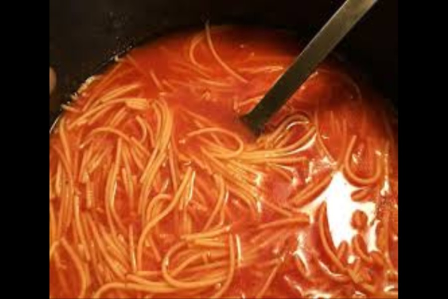 SOPA DE FIDEO CON CHILE GUAJILLO