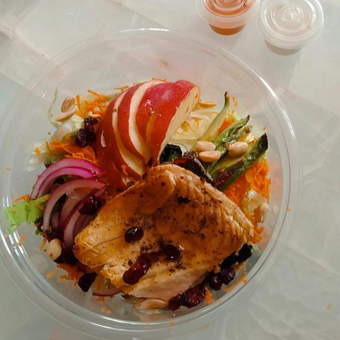ENSALADA DE SALMON