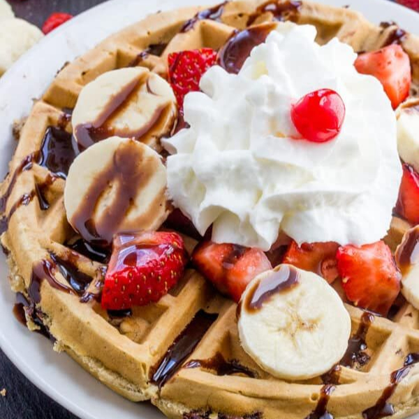 COMBOWAFFLE + FRAPPE + GALLETA