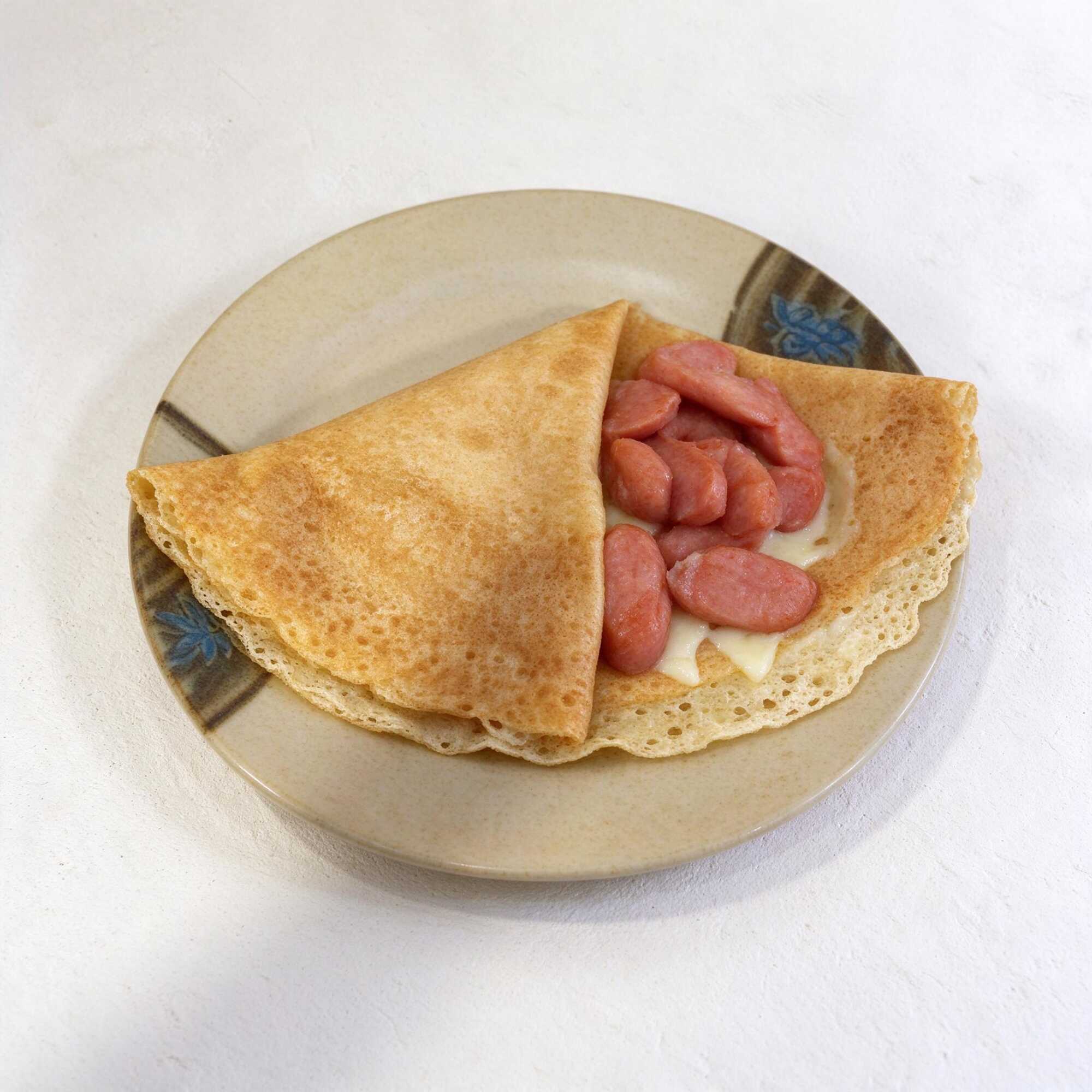 Crepa de Salchichas con queso