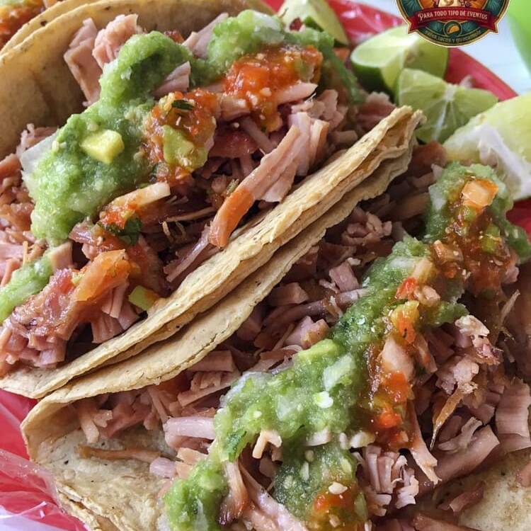 TACO DE CARNITAS