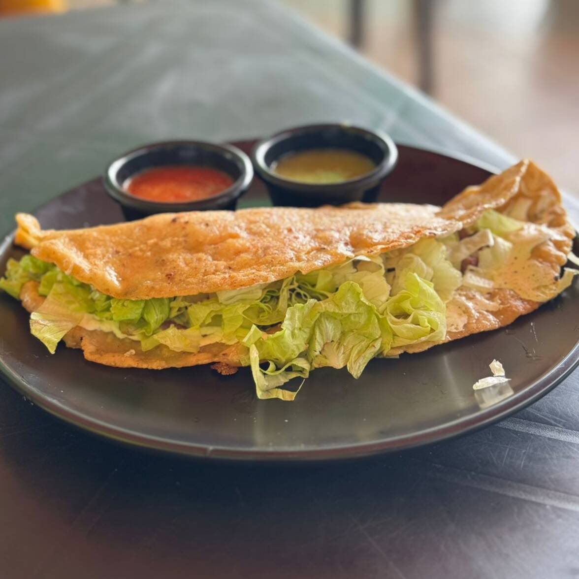 2 QUESADILLAS + 1 TE