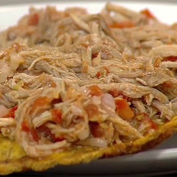 Patacón con Pollo