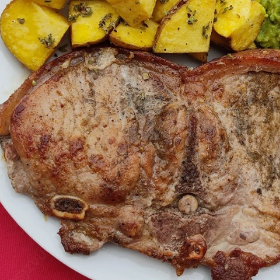 Lenteja con asado + Entrada + Refresco