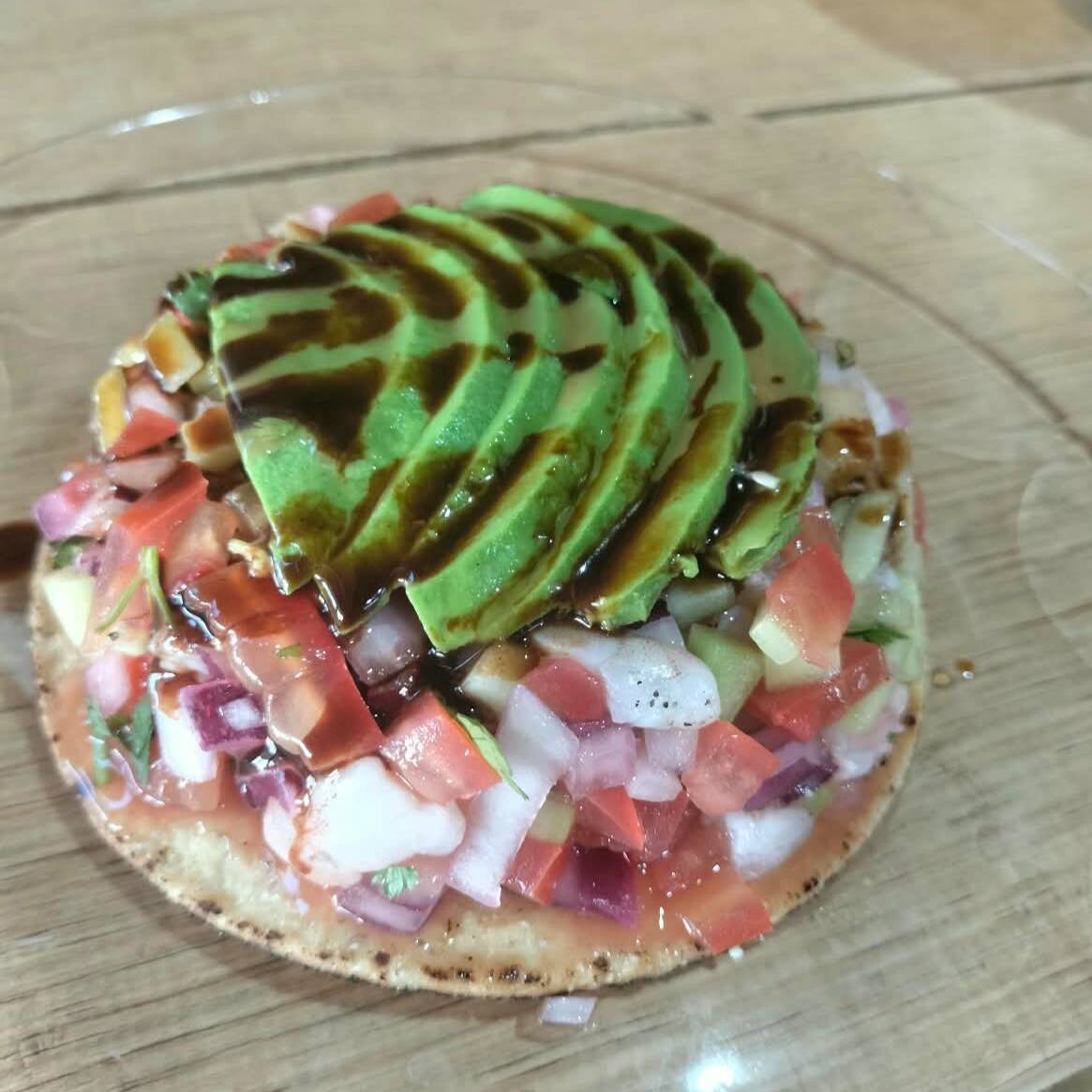 TOSTADA CEVICHE MIXTO