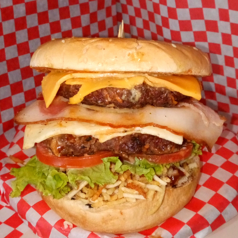 Hamburguesa Doble Carne, Papa, Gaseosa 250 ml