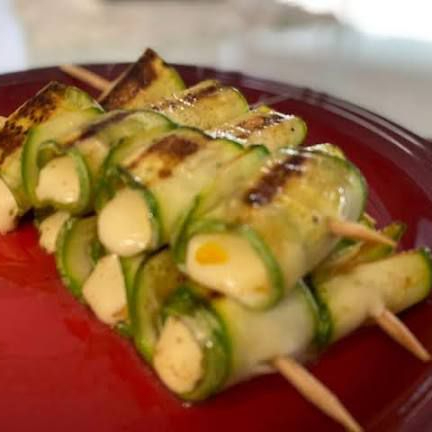 Espetinho de Abobrinha com Queijo! ( Serve 1 Pessoa)