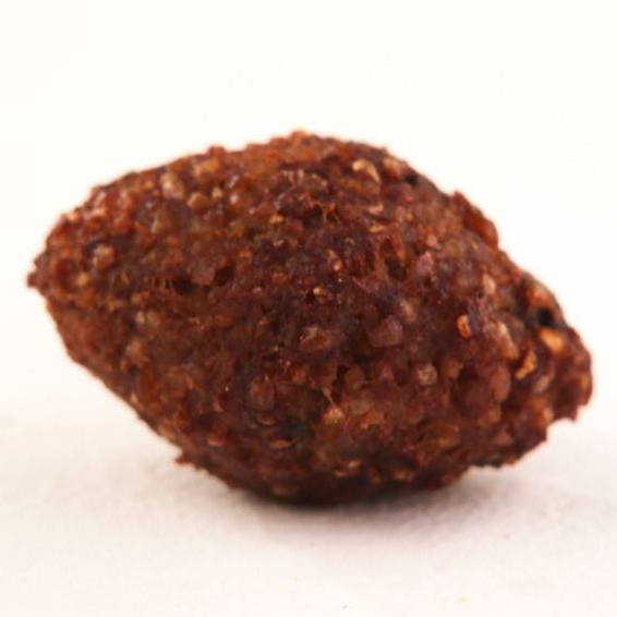 Massa de carne moída, trigo para kibe, cebola, alho, hortelã, sal e temperos naturais. Já está pronto, só aquecer. Contém glúten e lactose. Pacote com 470g, 20 unidades. Imagem meramente ilustrativas.