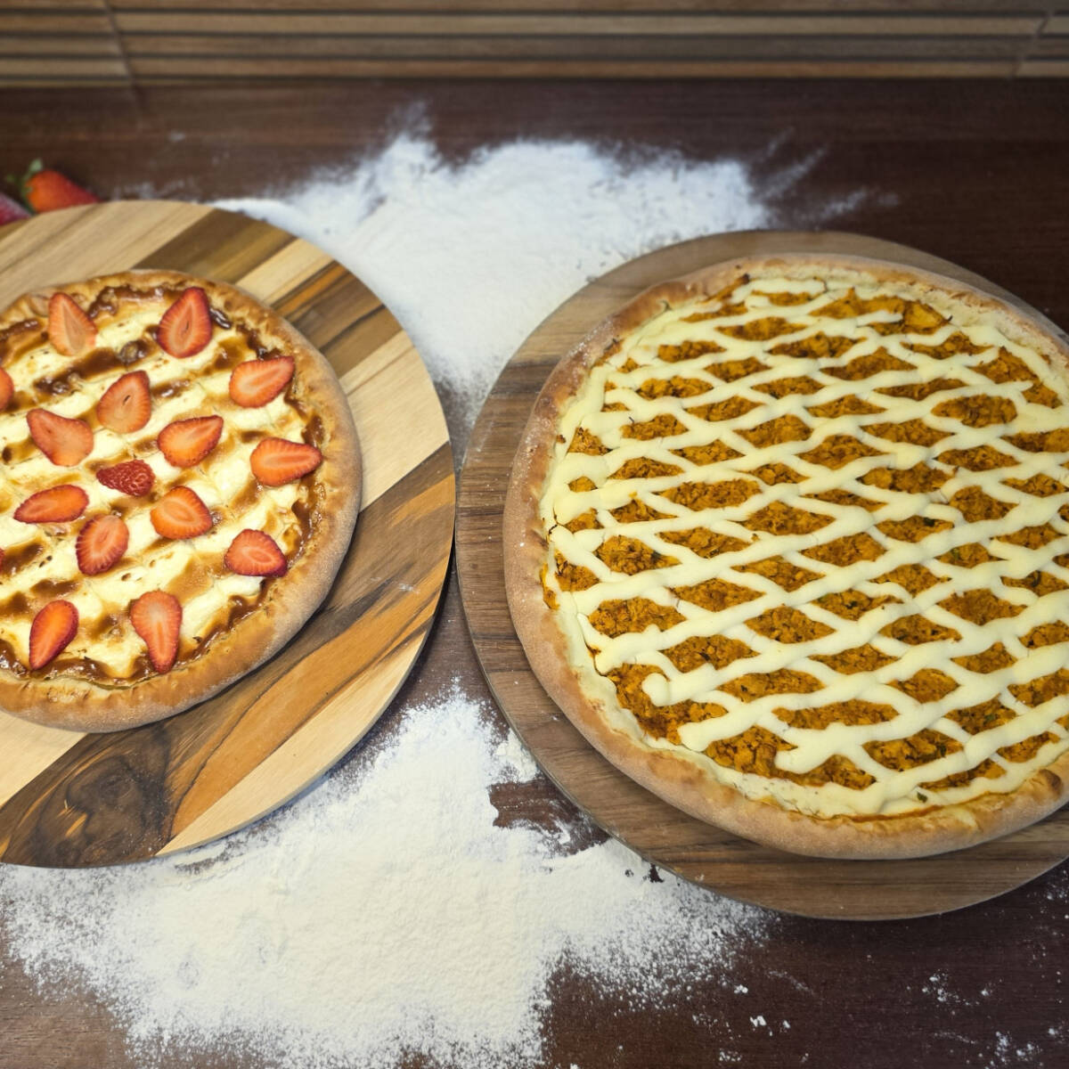 Pizza grande salgada tradicional + broto doce por um preço especial