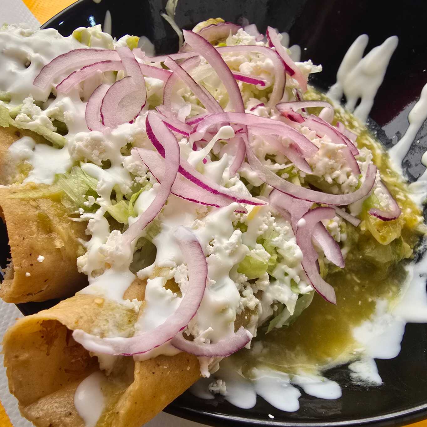 Tacos Ahogados de Cochinita
