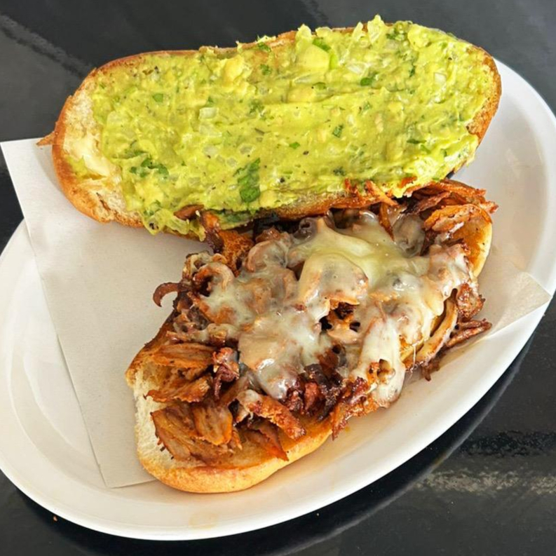 TORTA DE ADOBADA CON QUESO